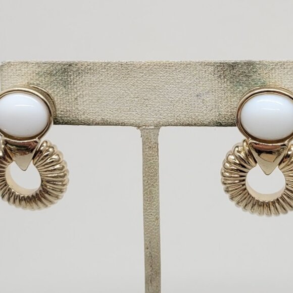 Vintage 1980s Signed Panetta Goldtone White Cabochon Pierced Earrings - Picture 7 of 11